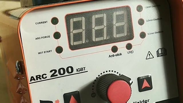 Сварочный инвертор HITBOX Arc-200H
