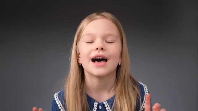 Эмилия Симмуль визитка 1,5 смотреть онлайн