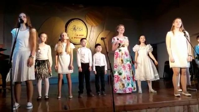 АИСТ НА КРЫШЕ смотреть онлайн