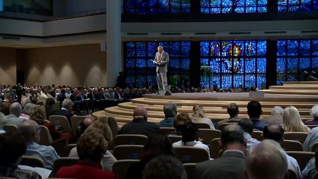 The Age of Deception | Dr. Ed Young | Woodway Campus смотреть онлайн