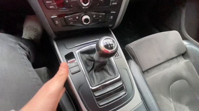 8 Year Old Audi? Audi A5 Interior Quality Check смотреть онлайн