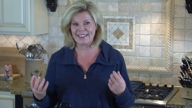 New and Improved Crock Cooker Club with Leanne Ely and Saving Dinner смотреть онлайн