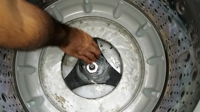 Zero Cost Washing Machine Tub Cleaning || Easy Way of Automatic Washing Machine Tub Cleaning смотреть онлайн