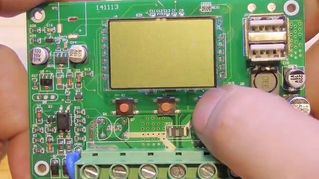 Бюджетный контроллер заряда для солнечных панелей SDY1024 LCD 10A программируемый смотреть онлайн