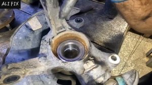 замена подшипника передней ступицы .. toyota corolla 2003 - 2018 #подвеска #ходовая