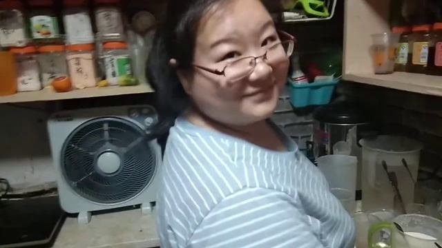 奶茶。milk tea.молочный чай в Китае и с чем его едят. смотреть онлайн