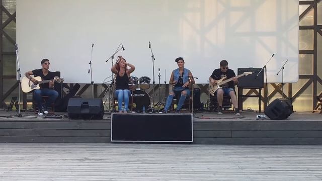 LaScala- Севилья ,на Фестивале волонтёров 2015 (09.08.15) смотреть онлайн