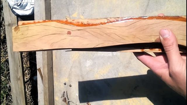 красивый топор