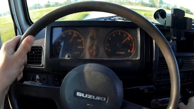 Suzuki Samurai 0-100km/h by Myszon смотреть онлайн
