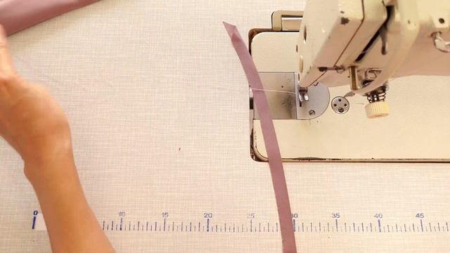 Discover the Secrets of Sewing a Ruffle Half Button Blouse with Sewing Tips and Tricks смотреть онлайн