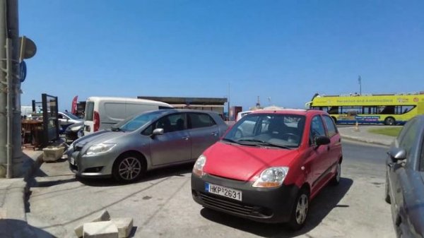 The Heraklion Guide For Everyone - 4K Walking Tour