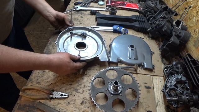 Правильная сборка кожуха задней звезды мотоциклов ИЖ планета и юпитер 5 серии смотреть онлайн