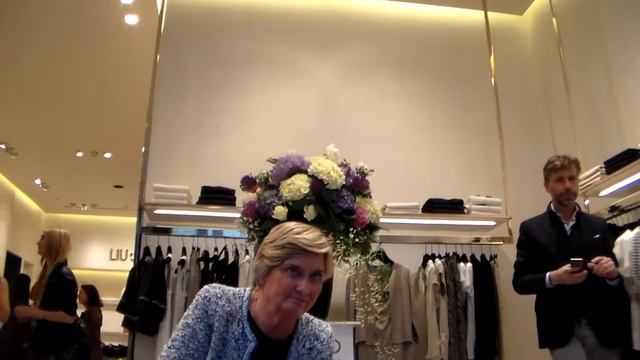 Lancering Liu Jo Fragrances смотреть онлайн