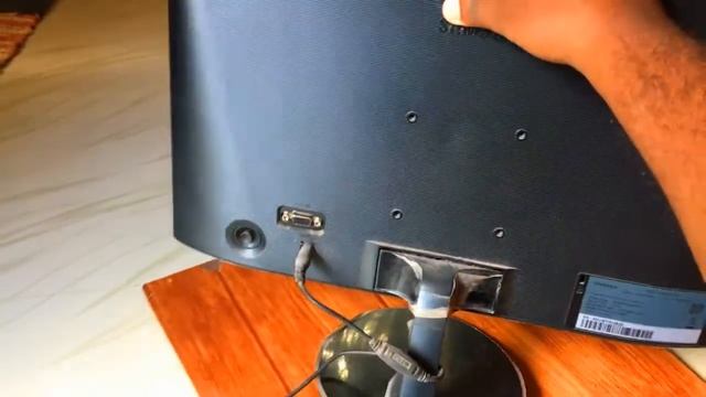How to Computer Monitor Connect to DVD Player - How to Convert Computer Monitor into TV смотреть онлайн