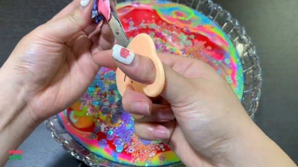 MAKING SLIME WITH BALLOON AND PIPING BAG 5362.mp4