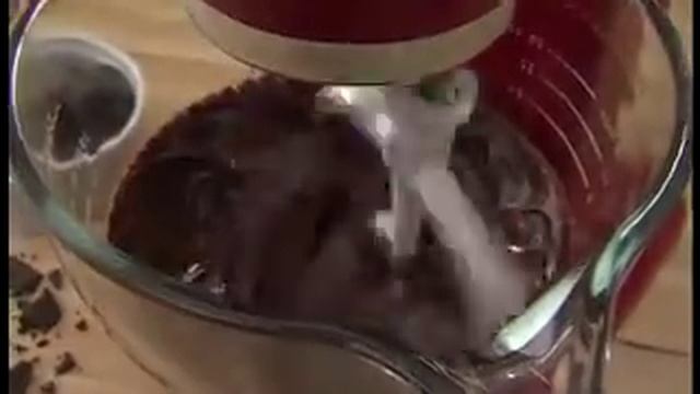 KitchenAid® 4.7 L Tilt-Head Glass Bowl with Measurement Markings & Lid смотреть онлайн