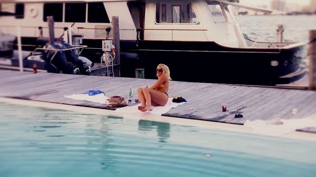 Buster's Birthday Party Bash ' Vicious Circle' Julien Jabre , John Dahlback (Club Mix) (1080p) смотреть онлайн