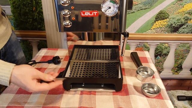 Обзор кофеварки LELIT Anna-PL41EM.