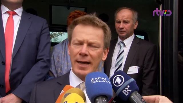 Deutsche Bahn будущего: без опозданий и водителей смотреть онлайн