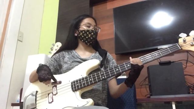 Stray Kids - ALL IN (Bass cover by Amber Leigh A. Mombay) [11 years old] {P-Bass} смотреть онлайн