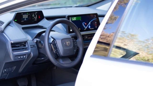 NEW TOYOTA PRIUS  2024