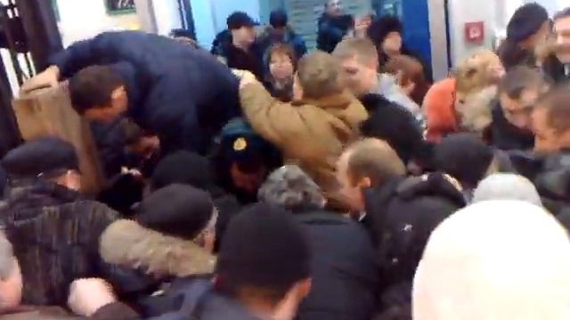 Адская распродажа мониторов смотреть онлайн