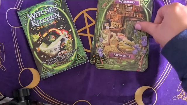 Witches' Kitchen Oracle Full Deck Flip Thru смотреть онлайн