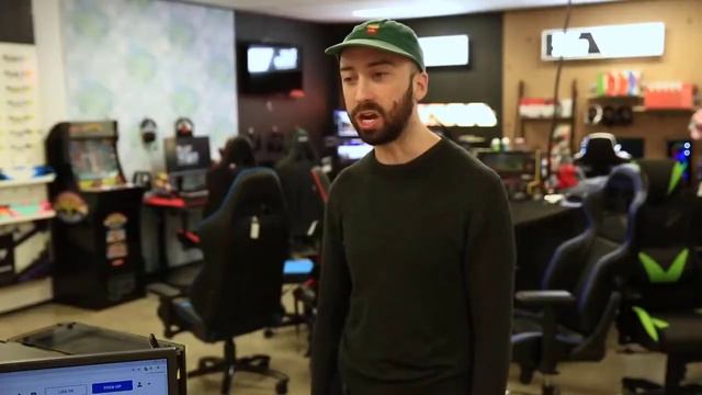 Когда ждёшь обслуживания BORED на Русском