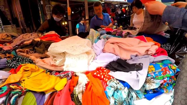 Markets In Seoul - Namdaemun Market the LARGEST and OLDEST in South Korea!!! смотреть онлайн
