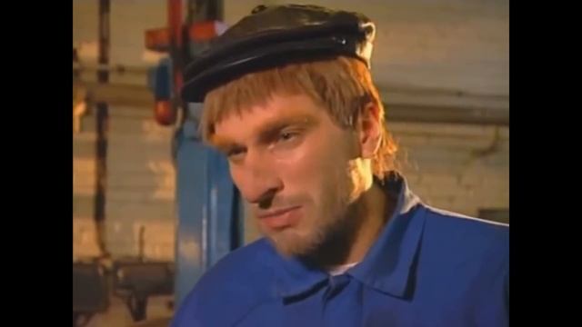 Мою,достаю и разбираю ДВС Сенс 1.3. смотреть онлайн