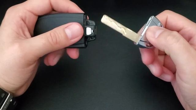 Audi S6 2014 - Como cambiar la pila/batería del control смотреть онлайн