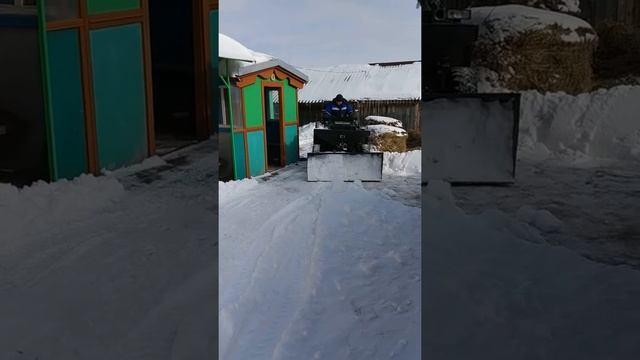 Испытание самодельной лопаты на квадрацикле смотреть онлайн