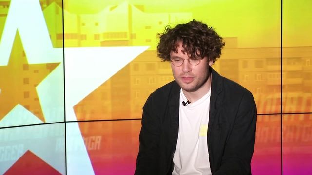 Проездом Павел Артемьев