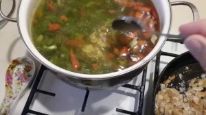 Щи постные с грибами и фасолью.