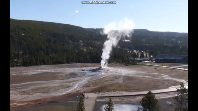 Yellowstone Supervolcano: Old Faithful - Извержение гейзеров: Супервулкане Йеллоустон смотреть онлайн