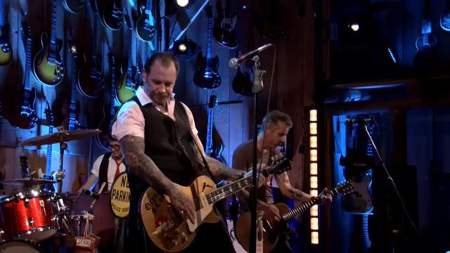 EXCLUSIVE Social Distortion 