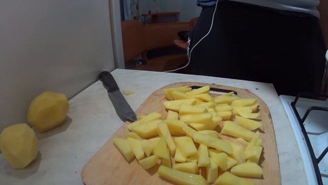 как прожить на 100 рублей / ВЫЖИТЬ НА СОТКУ / ВЫЖИВАНИЕ В РОССИИ / как прожить в день на 100 рублей смотреть онлайн