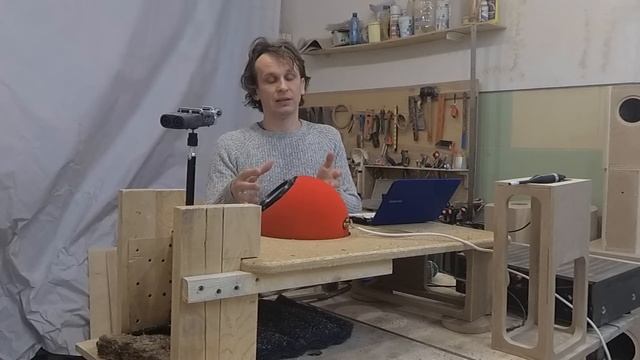 Эксперименты над маленьким сабвуфером в шаре смотреть онлайн