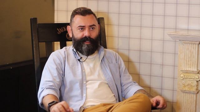 Дмитрий Левицкий х Искусство Ошибаться - о российской барной культуре, Москве и Вышке в 90-е смотреть онлайн