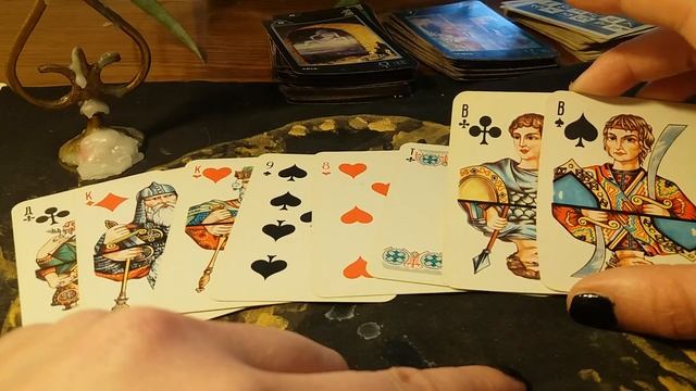 Гадание на картах. КТО И что между Вами. Разложите на Друга! смотреть онлайн