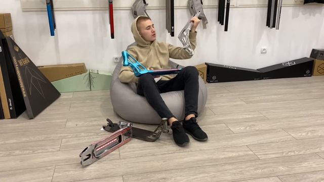 КАКАЯ ДЕКА КРУЧЕ? BGSEAKK VS PANDEMONIUM!? смотреть онлайн