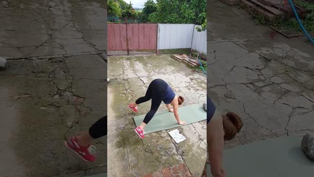 Судный день 2 неделя.1мин стульчика и 2мин берпи смотреть онлайн