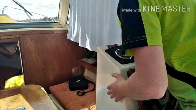 На катере по Оке смотреть онлайн