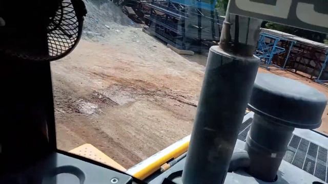 Basic information about to start a JCB loader operating смотреть онлайн