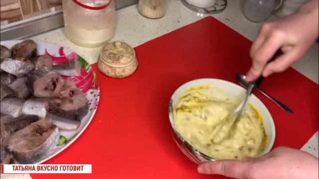 Жареный хек в кляре. Fried hake in batter. смотреть онлайн