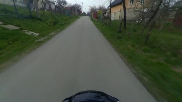 ? СЕЛЬСКИЕ БУДНИ! ЗЛОЙ МУЖИК ПРОТИВ КАМЕРЫ! ПОКАТУШКИ НА МОПЕДЕ КАРПАТЫ! смотреть онлайн