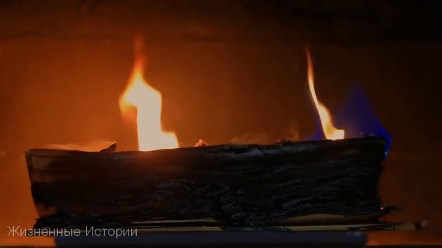 Парень решил признаться девушке в любви, но посмотрев на свою бледную мать... Время. Почтальон - ч3 смотреть онлайн