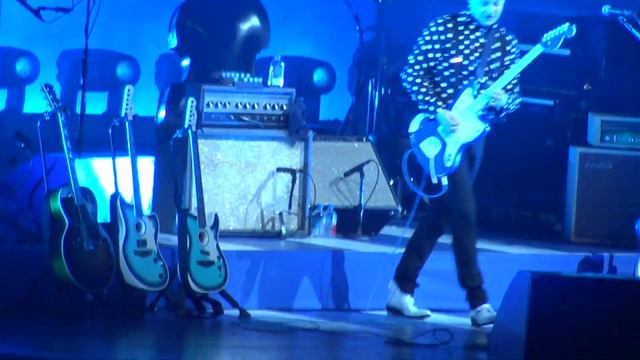Jack White Barclays Center Brooklyn, NY 4/21/22 Dead Leaves And The Dirty Ground смотреть онлайн