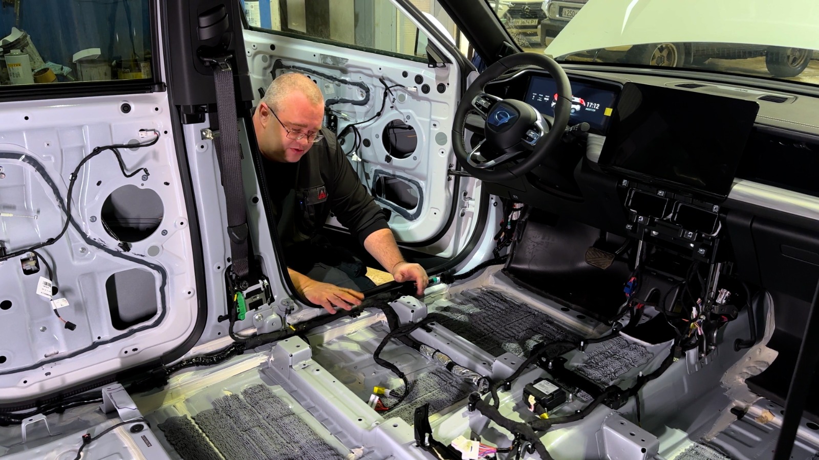 Разобрали Gac GS8 - Дошираковые технологии… смотреть онлайн