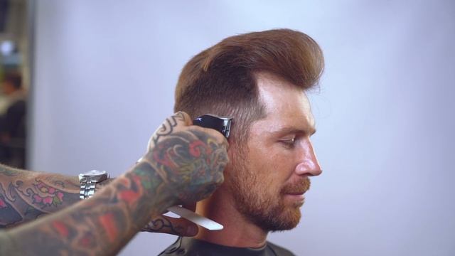 Burst Fade With Pompadour Hairstyle Tutorial смотреть онлайн